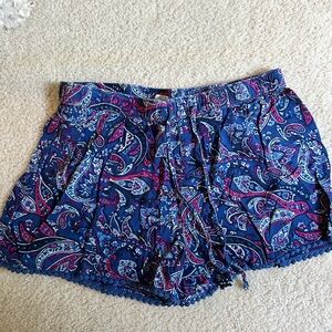 Hollister Patterned Shorts